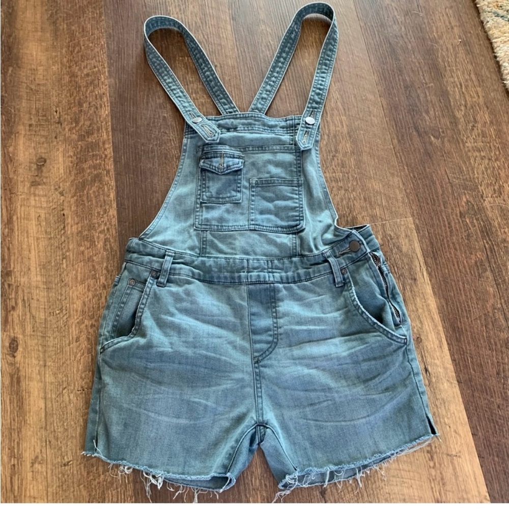 Free people size 26 overalls